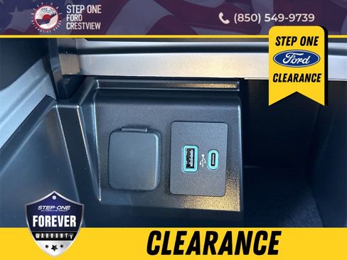 New 2024 Ford Explorer XLT w/ Equipment Group 202A image 35