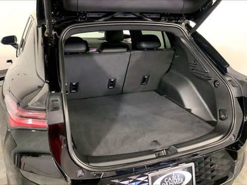 Used 2024 Chevrolet Equinox EV RS FWD image 4