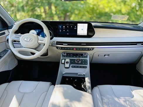 Used 2024 Hyundai Palisade Limited image 28