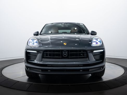 New 2025 Porsche Macan image 10
