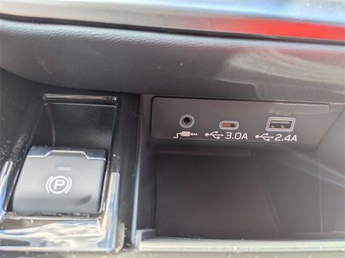 New 2025 Subaru Outback Premium image 18