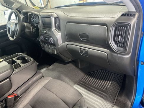 Certified 2023 Chevrolet Silverado 1500 Custom AWD/4WD image 28