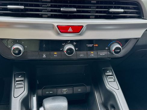 Used 2021 Kia Telluride S image 12