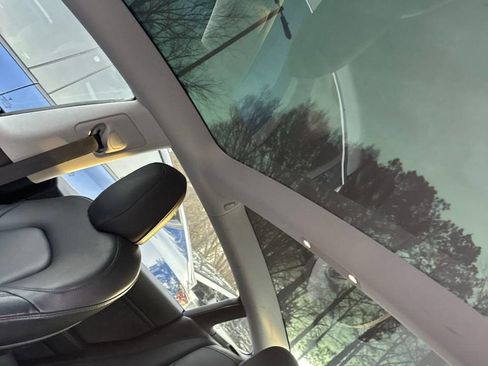 Used 2018 Tesla Model 3 Long Range image 3