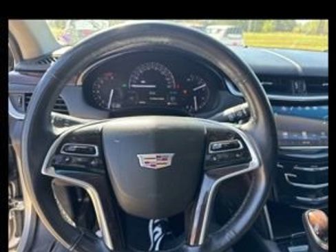 Used 2017 Cadillac XTS Luxury image 14