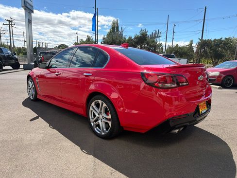 Used 2016 Chevrolet SS RWD image 4