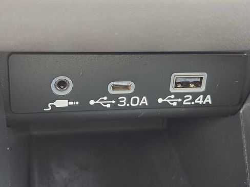 Certified 2025 Subaru Outback Premium AWD/4WD image 20