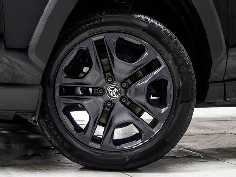 Used 2024 Toyota RAV4 Adventure image 3