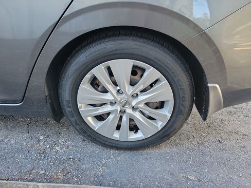 Used 2020 Nissan Sentra S FWD image 6