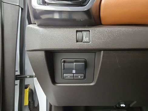 Used 2023 GMC Canyon AT4 w/ Canyon Safety Plus Package image 27