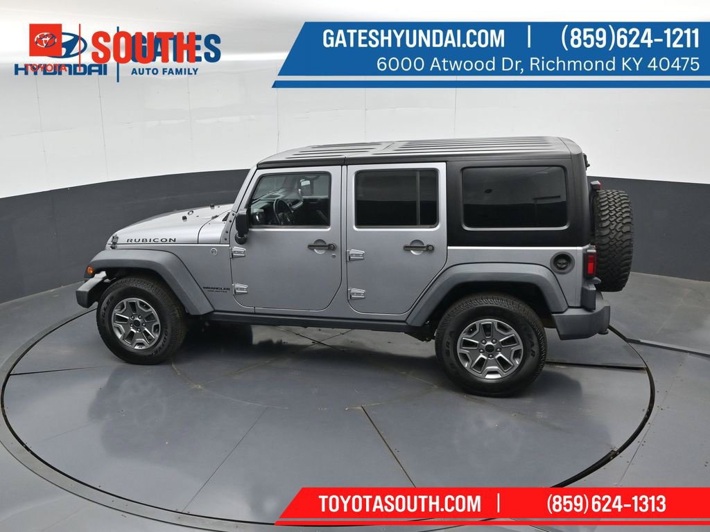 Used 2015 Jeep Wrangler Unlimited Rubicon w/ Max Tow Package AWD/4WD image 41