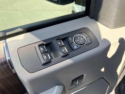 Used 2016 Ford F150 Lariat w/ Equipment Group 501A Mid image 12