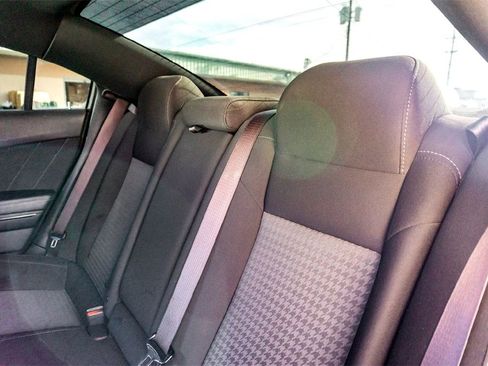 Used 2022 Dodge Charger R/T w/ Blacktop Package image 26