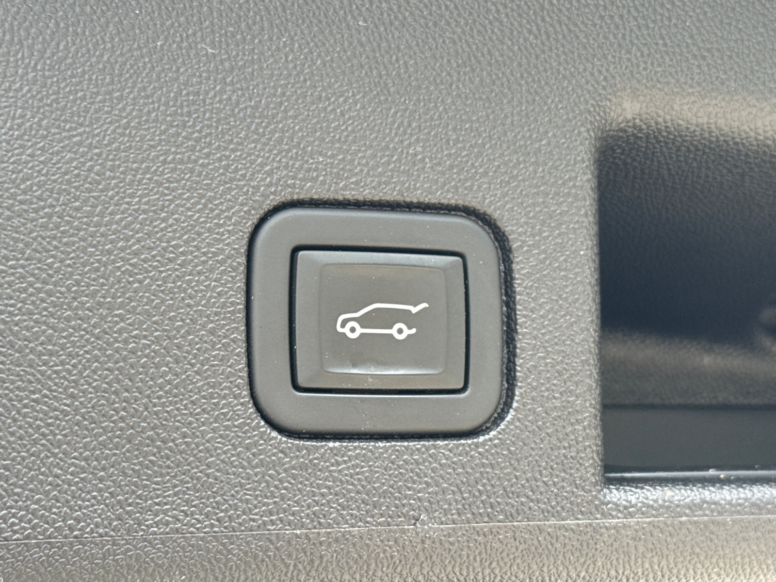 Used 2024 Chevrolet Equinox LT AWD/4WD image 19