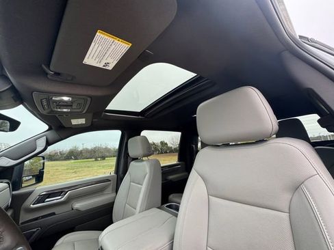 Used 2024 Chevrolet Silverado 2500 LTZ w/ LTZ Plus Package image 29