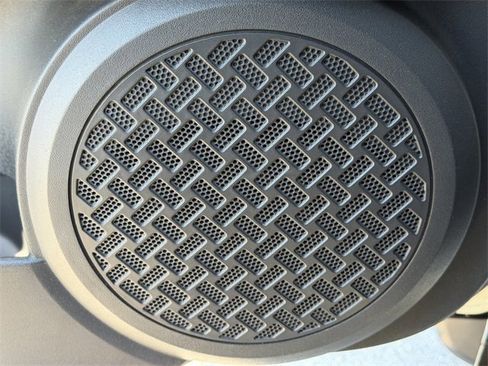 Used 2012 Toyota FJ Cruiser 4WD image 17