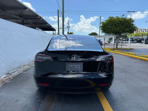Used 2018 Tesla Model 3 Long Range RWD image 8