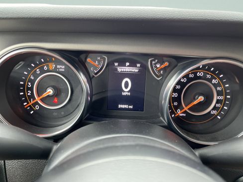 Used 2020 Jeep Wrangler Sport image 23