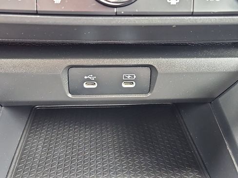 Certified 2023 Honda Accord LX image 17