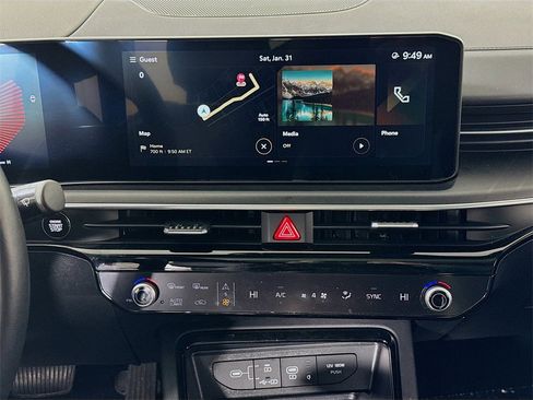 Used 2025 Kia K5 GT-Line w/ GT-Line Premium Package image 16