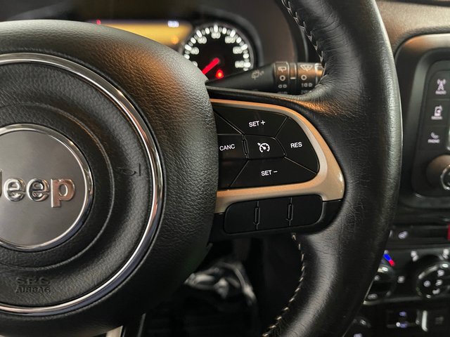 Used 2016 Jeep Renegade Limited AWD/4WD image 25