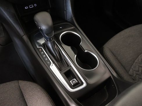 Used 2024 Chevrolet Equinox LT image 8