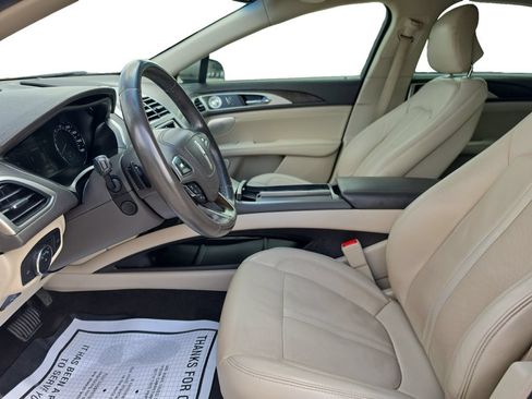 Used 2019 Lincoln MKZ Reserve w/ Luxury Package FWD image 12