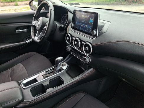 Used 2021 Nissan Sentra SR w/ Electronics Package FWD image 16