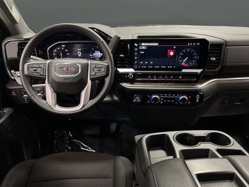 Used 2024 GMC Sierra 1500 Elevation image 5