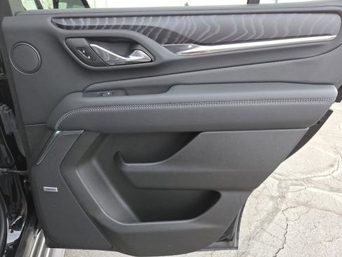Used 2024 GMC Yukon Denali image 30