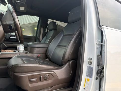 Used 2022 GMC Sierra 2500 Denali w/ Denali Ultimate Package AWD/4WD image 17