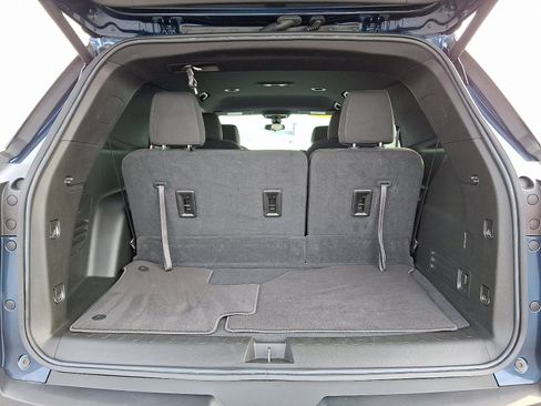 Certified 2023 Chevrolet Traverse LT image 29