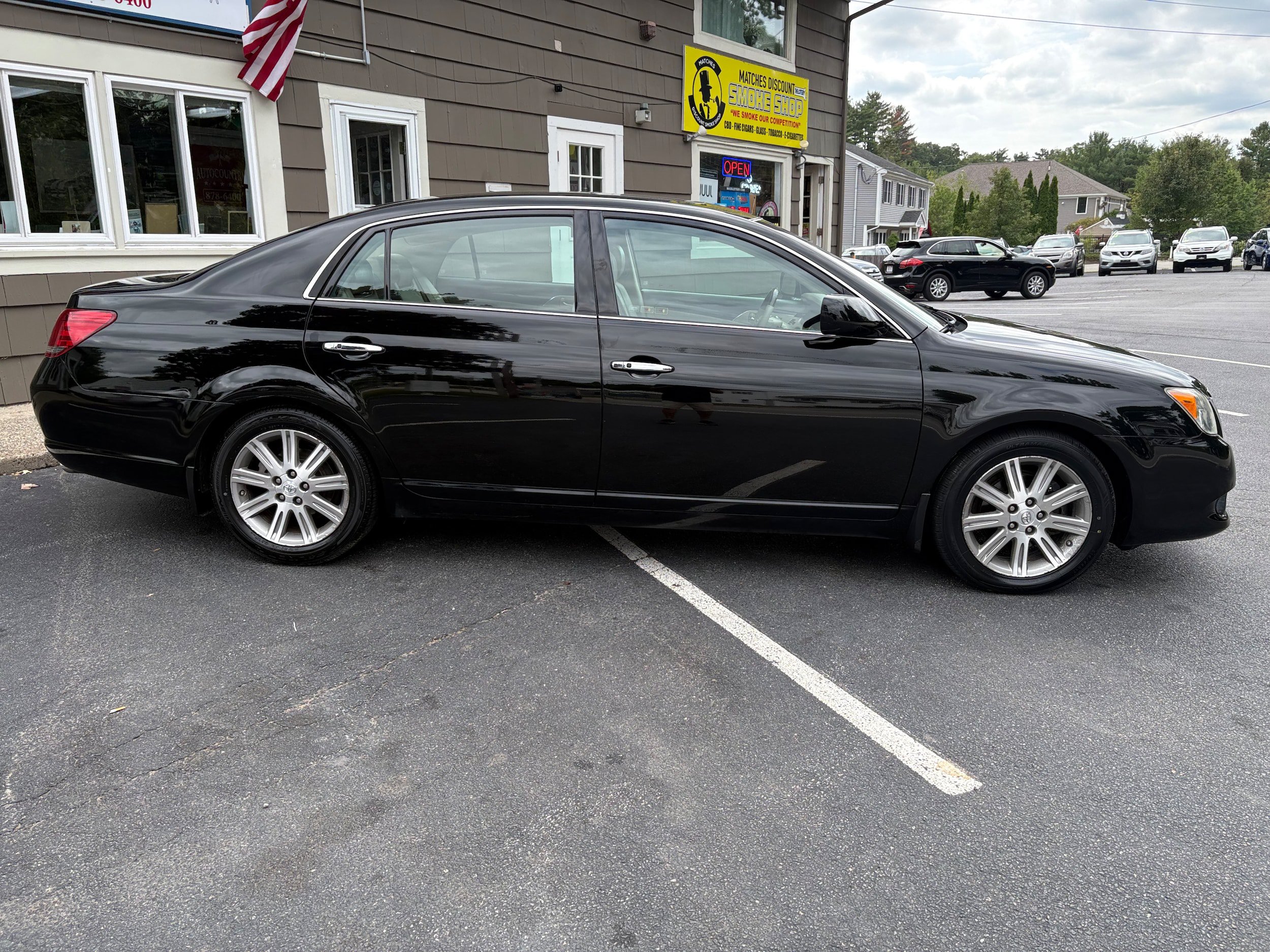 Used 2008 Toyota Avalon Limited FWD image 4