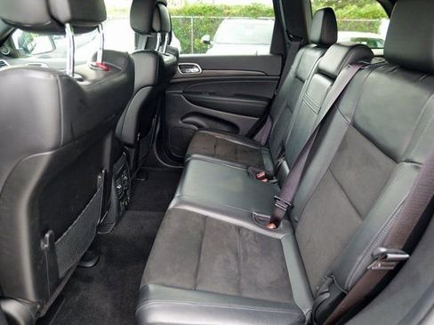 Used 2022 Jeep Grand Cherokee Laredo X image 26