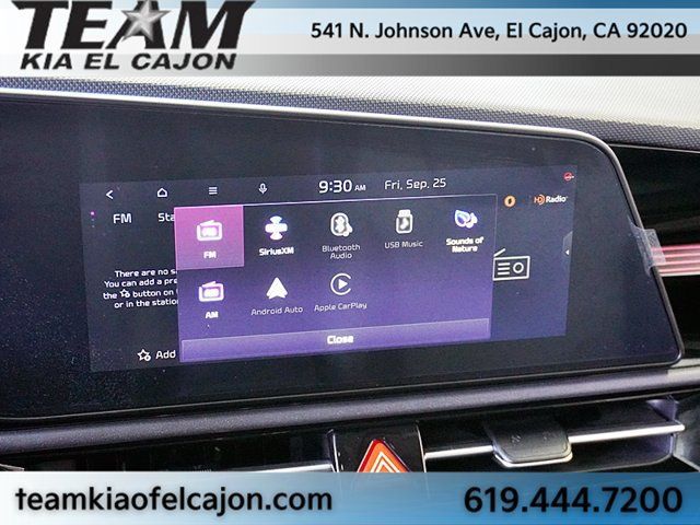 Certified 2025 Kia Niro EX Touring FWD image 27