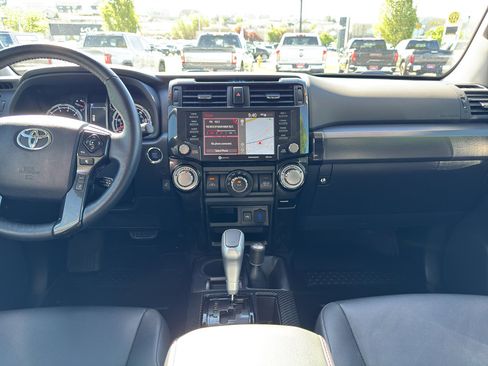 Used 2023 Toyota 4Runner TRD Off-Road Premium w/ Moonroof Package AWD/4WD image 9