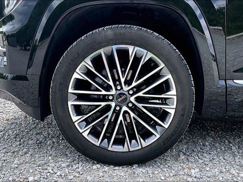 Used 2026 GMC Terrain Denali AWD/4WD image 8