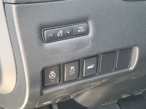 Used 2017 Nissan Murano SV AWD/4WD image 21