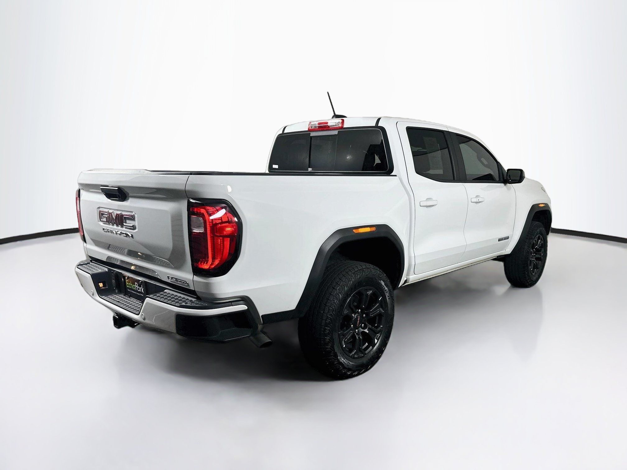Used 2025 GMC Canyon Elevation w/ Convenience Package RWD image 9
