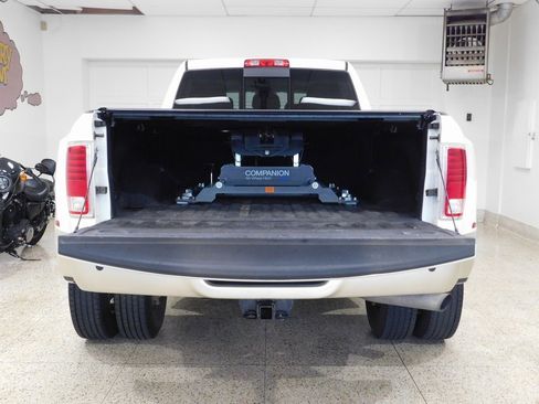 Used 2015 RAM 3500 Laramie Longhorn image 84