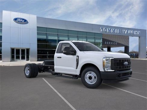 New 2025 Ford F350 XL RWD image 7