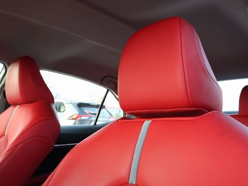 Used 2024 Toyota Camry XSE image 15