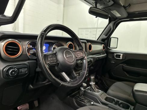 Used 2021 Jeep Wrangler Sport AWD/4WD image 29