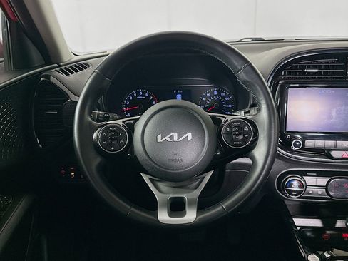 Used 2022 Kia Soul EX FWD image 17