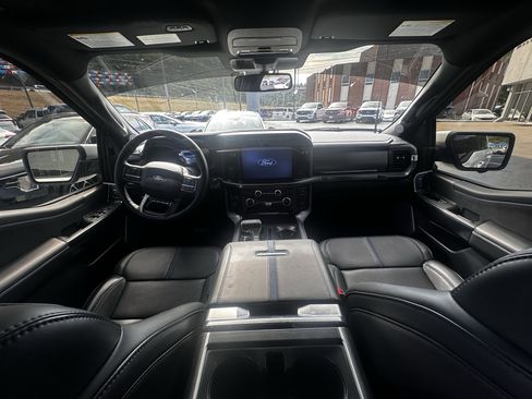 Used 2025 Ford F150 Platinum w/ Equipment Group 702A High image 13