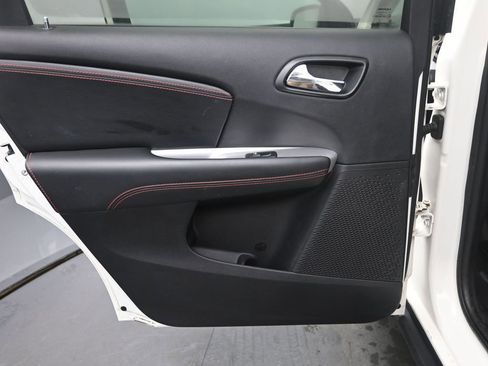 Used 2018 Dodge Journey GT w/ Nav & Sun Group image 15