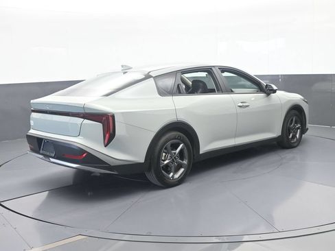 Used 2025 Kia K4 FWD image 6