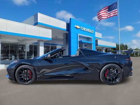 Used 2025 Chevrolet Corvette Stingray Convertible w/ 1LT image 11