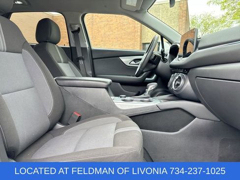 Certified 2024 Chevrolet Blazer LT w/ Convenience Package FWD image 26