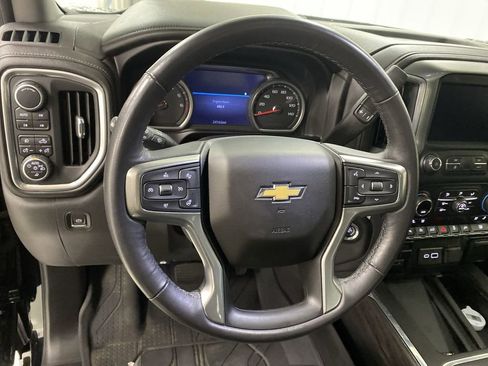 Used 2019 Chevrolet Silverado 1500 LTZ w/ LTZ Premium Package AWD/4WD image 14